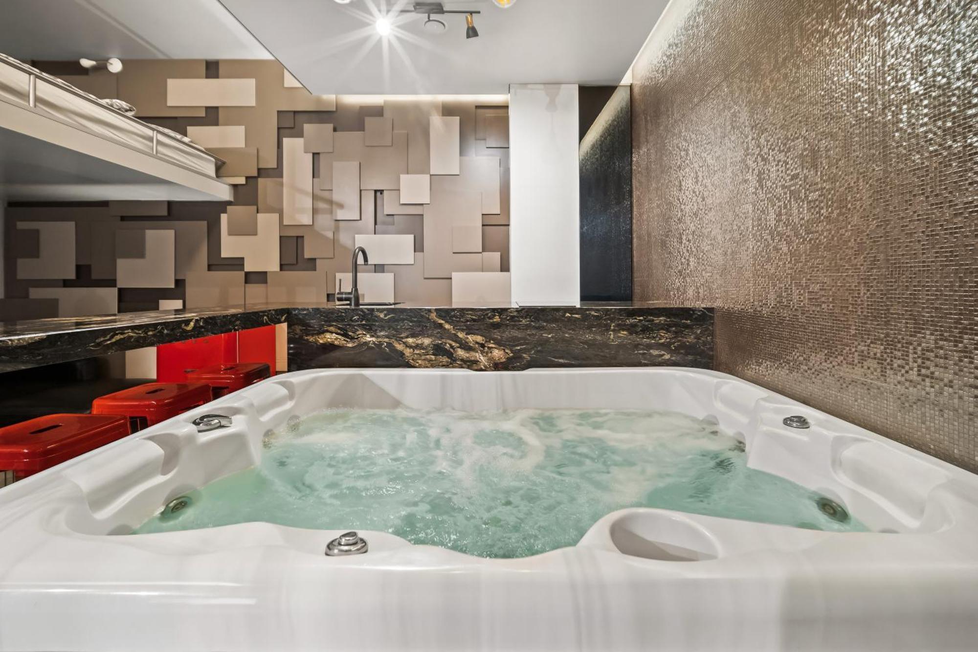 Secret Lounge - Cozy Studio With Sauna And Jacuzzi VNO Eksteriør billede